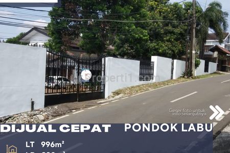 Dijual Rumah Samping Jalan Raya Halaman Luas di Pondok Labu Cilandak Jakarta Selatan