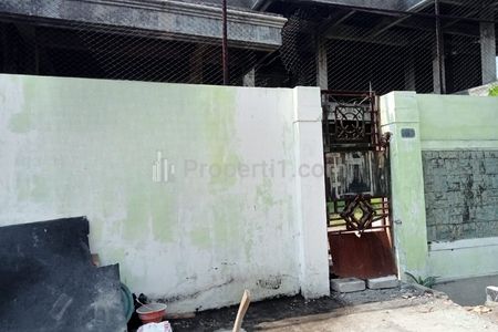 Dijual Rumah 2 Lantai di Raya Manyar Indah, Surabaya