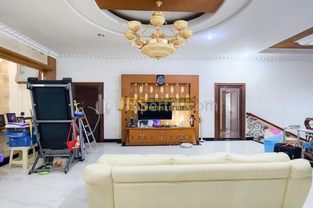 Jual Rumah Siap Huni di Komplek Grand Polonia (Row Boulevard) Jalan Perhubungan Udara - Medan