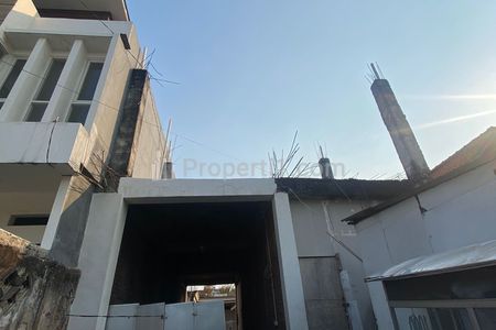 Dijual Tempat Usaha di Jalan Wonokusumo, Surabaya