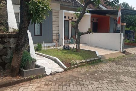 Disewakan Tahunan Rumah Asri dan Bebas Banjir di Puri Duren Asri, Jatiasih, bekasi