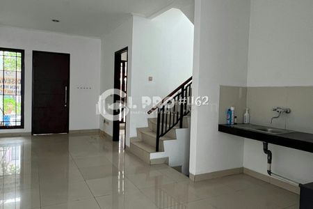 Sewa Rumah Green Lake City Tangerang di Cluster Asia 6x16 Unfurnished Siap Huni Best Price
