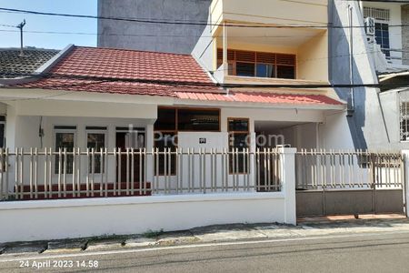 Disewakan Rumah 1,5 Lantai Dalam Komplek di Cempaka Putih Indah Jakarta Pusat