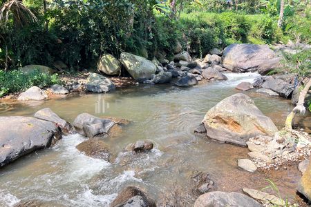 Jual Tanah Idaman 750m² Dekat Sungai Pegunungan Karanganyar