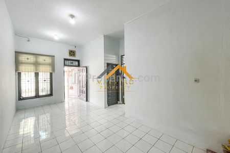 Dijual Rumah Siap Huni di Komplek Cemara Hijau Jalan Metal, Medan - Deli Serdang