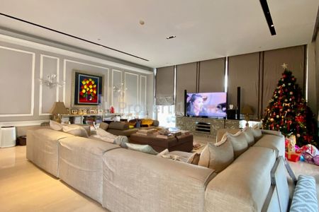Dijual Apartemen The Residences At Dharmawangsa 3+1 BR Fully Furnished Mewah dan Siap Huni