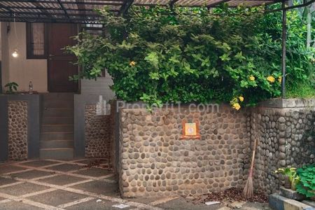 Rumah Dijual Lokasi Strategis Dekat Pintu Tol Limo, Depok