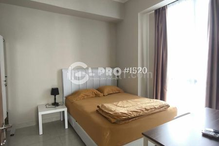 Sewa Apartemen Taman Anggrek Residences Condo 3+1 Bedrooms Furnished 135sqm Private Lift Best Price di Tanjung Duren Jakarta Barat