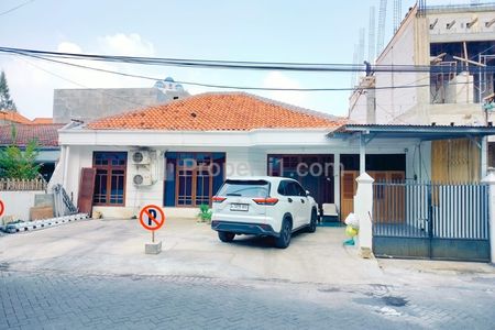 Rumah Disewakan di Darmo Permai Selatan Dukuh Pakis Surabaya Barat