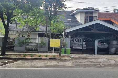 Dijual Rumah Siap Huni di Cempaka Putih Timur, Jakarta Pusat