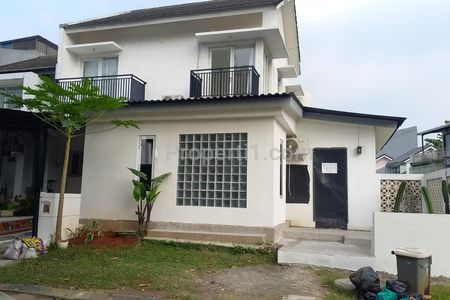Disewakan Rumah di Komplek Oriana Permata Bintaro Sektor 9 (Bintaro Jaya) Jombang, Ciputat, Tangerang Selatan, Banten