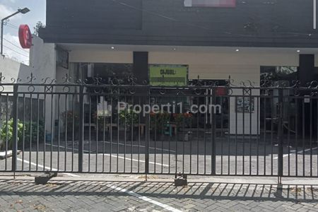 Jual Tempat Usaha Resto Raya Baratajaya Kota Surabaya Strategis