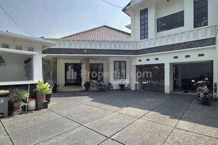 Dijual Rumah Bagus Hitung Tanah Area Ampera Jakarta Selatan STDN0014