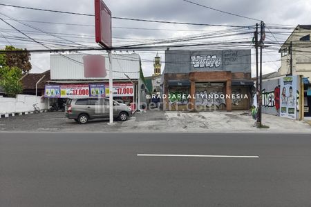 Dijual Tanah Super Strategis Bonus Bangunan Pinggir Jalan Kaliurang Km 6 Sleman Yogyakarta