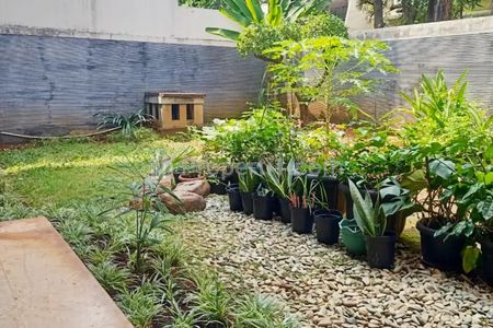 Jual Cepat Nego Rumah SHM Luas 372 m2 di Erlangga, Dekat Senopati, SCBD, Gunawarman, Suryo, Sudirman, Tendean, Kebayoran Baru, Jakarta Selatan