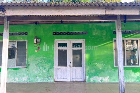 Dijual Tanah Bonus Bangunan 680m² di Kemuning, Karanganyar