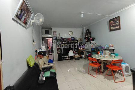 Dijual Ruko Taman Surya, Ruko Avenue Jakarta Barat