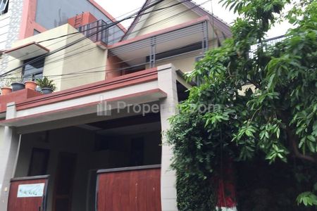 Dijual Rumah 2 Lantai + Kostan di Menteng Atas, Setiabudi, Jakarta Selatan
