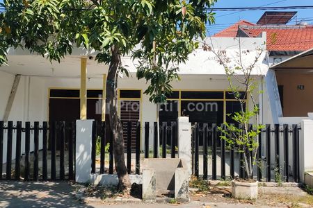 Rumah Disewakan Barata Jaya Surabaya