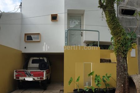 Dijual Rumah Minimalis Modern di Ngijo Karangploso Malang