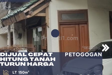 Dijual Rumah Hitung Tanah Saja Dekat Perkantoran Cocok untuk Kost-Kostan di Kebayoran Baru Jakarta Selatan