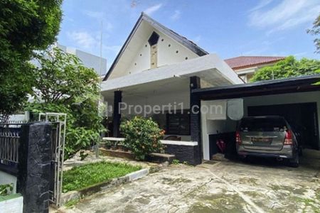 Dijual Rumah Tua di Senopati/SCBD/Kebayoran Baru Jakarta Selatan STD623