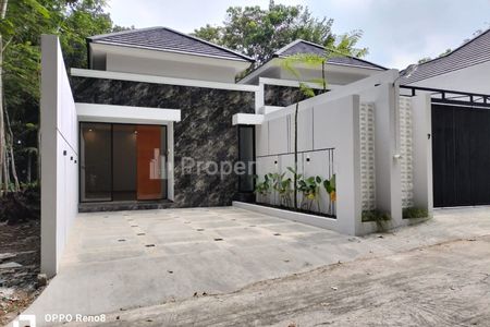Dijual Rumah Cantik Modern dekat Pasar Jangkang Sleman