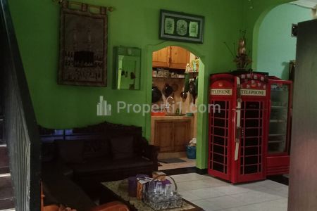 Jual Rumah 3 Lantai LT170/LB300 3BR 4BT di Kelapa Dua, Ciracas, Jakarta Timur