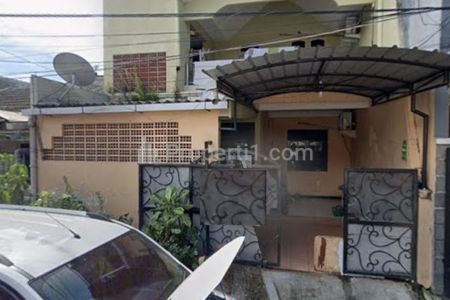 Dijual Rumah SHM di Jalan Medayu Selatan, Surabaya