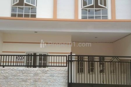 Dijual Rumah 2 Lantai di Mulyosari Baru Surabaya Timur