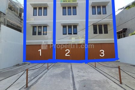Disewakan Ruko Baru 3 Unit di Mampang Prapatan, Tegal Parang, Jakarta Selatan
