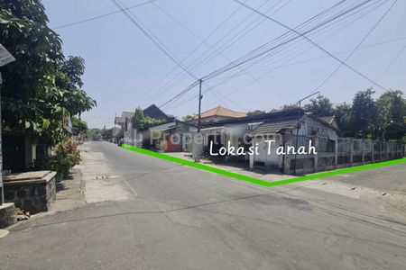 Jual Tanah Strategis Bonus Bangunan Pinggir Jalan di Demangan Baru Yogyakarta Dekat Atmajaya, UNY, UGM