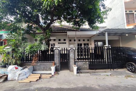 Disewakan Rumah Asri Baru Renovasi di Jatibening Bekasi