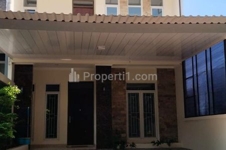 Dijual Rumah 2 Lantai Dekat Toll Limo - Krukut