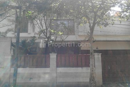 Dijual Rumah 2 Lantai di Kemang Timur, Jakarta Selatan