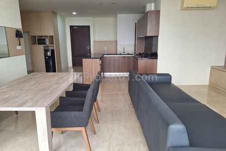 For Lease Apartment with Full Modern Furnished Type 3+1 BR Good Condition at L'Avenue Apartment - Strategic Location in South Jakarta