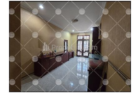 Dijual Rumah 2 Tingkat  Kondisi Siap Huni Jalan S. Parman - Petisah Hulu