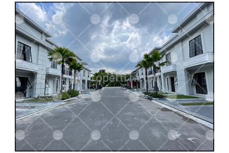 Dijual Rumah Kondisi Siap Huni di Komplek Jewel Park Medan Jalan Starban - Polonia