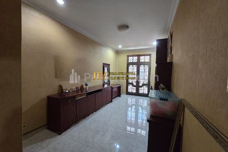 Jual Rumah 2 Tingkat Siap Huni di Jalan S. Parman - Petisah Hulu, Medan