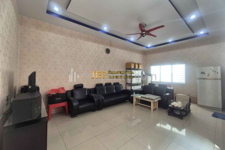 Dijual Rumah 2,5 Tingkat di Kompek Cemara Asri Jalan Azalea 4 - Medan