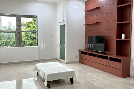 Sewa Apartemen Senayan Residence - 3 Kamar Tidur Full Furnished