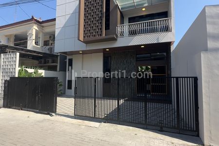 Dijual Rumah Baru 2 Lantai Modern Minimalis di Jl. Palagan Km 5 Yogyakarta Dekat UGM, Al Azhar