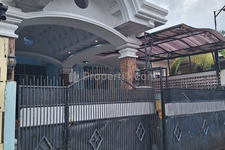 Jual Rumah 3+1 Kamar Tidur 1 1/2 Lantai Palem Semi Karawaci Tangerang