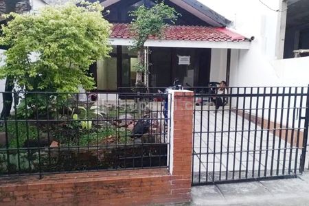 Sewa Rumah Dekat Pondok Indah Mall, MRT Lebak Bulus, RS Pondok Indah, Tol TB Simatupang
