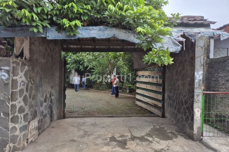 Disewakan 2 Unit Rumah Komplek Terbuka di Duren Sawit, Jakarta Timur