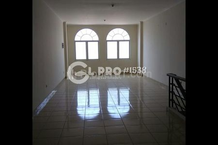 Dijual Ruko Alicante Paramount 3 Lantai Lokasi Strategis di Boulevard Gading Serpong Tangerang