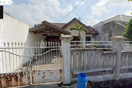 Dijual Rumah Kost Aktif Lokasi Strategis Area Kampus di Siwalankerto Timur I, Surabaya
