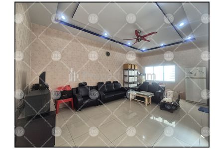 Dijual Rumah 2,5 Tingkat Furnish Kompek Cemara Asri Jalan Azalea 4 Medan