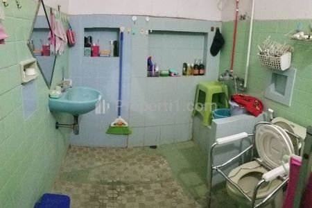 Jual Ruko Strategis Null Hadap Jalan Kalibutuh Tembok Dukuh Surabaya Pusat