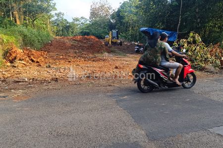 Akses pinggir jalan 